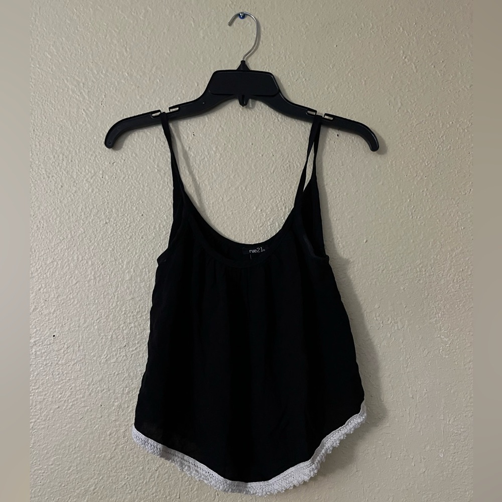 Black crop top